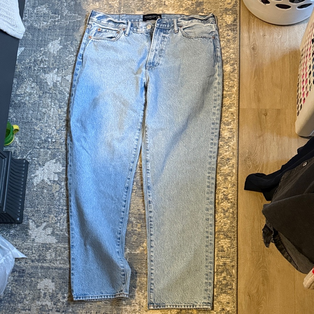 Men’s Abercrombie and fitch jeans